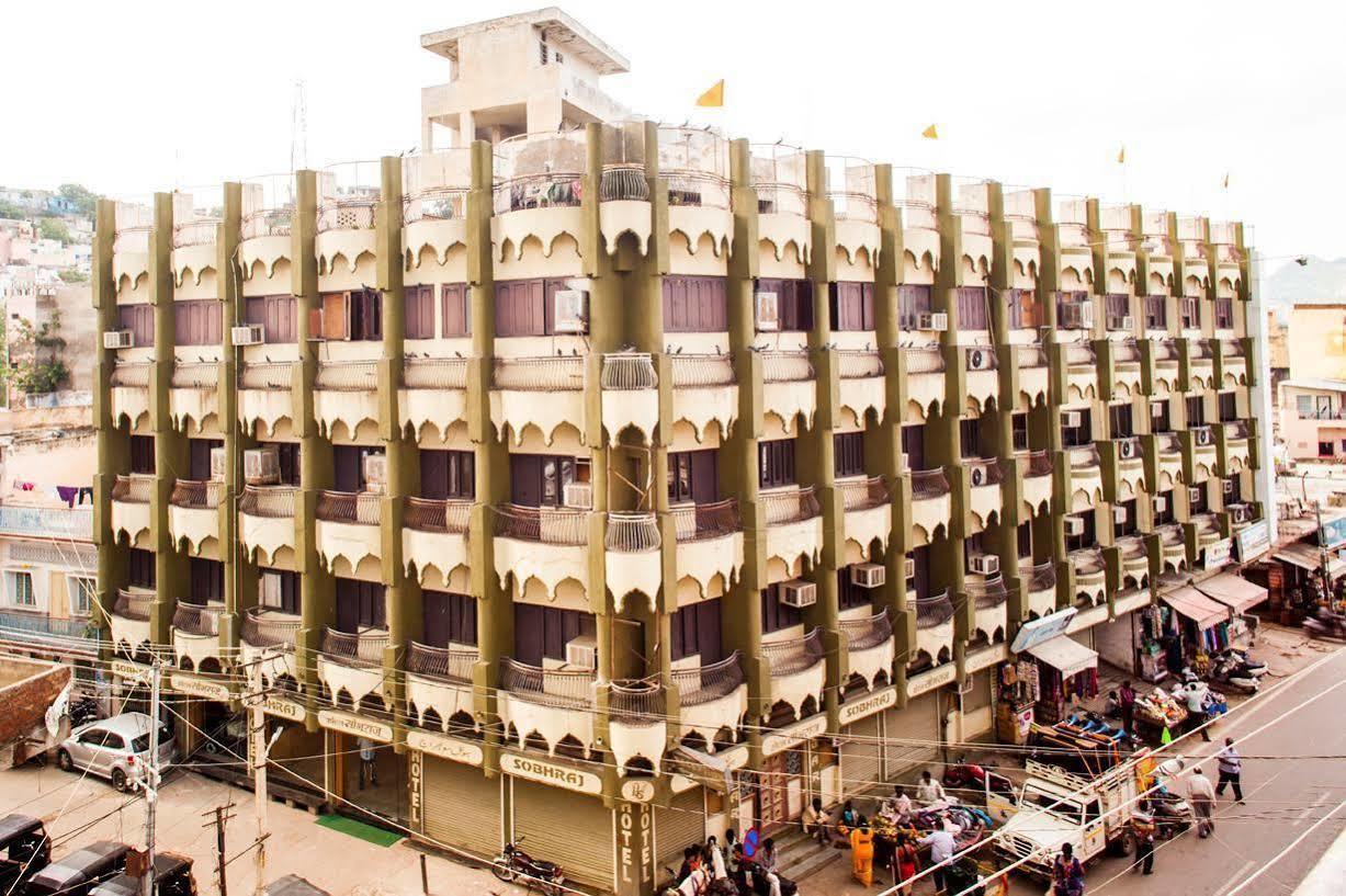 Hotel Sobhraj Аджмер Экстерьер фото